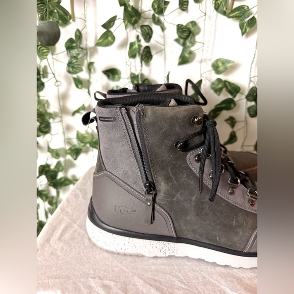 SOLD ON MERCARI !! Ugg Caulder Dark Grey Waterproof Leather/ Snow Hiker Boots - Picture 3 of 10